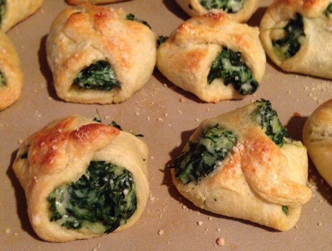 Appetizers With Crescent Rolls
 Spinach Cheese Crescent rolls = An Appetizer to Write