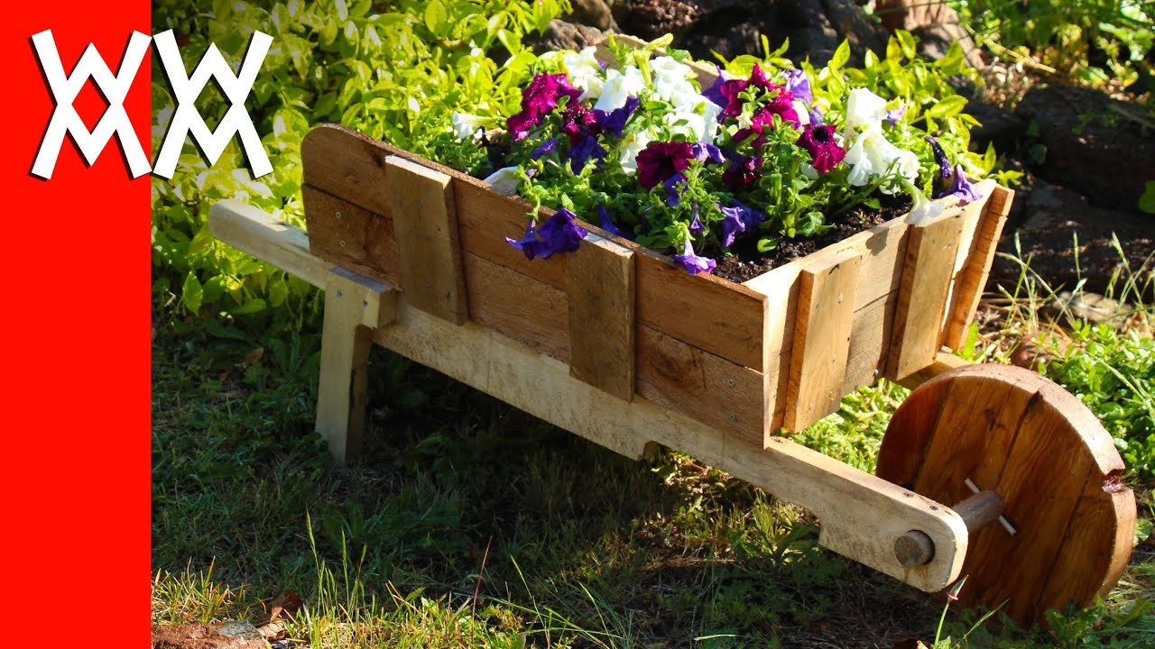 Backyard Planter Ideas
 Make a rustic wheelbarrow garden planter Easy DIY weekend