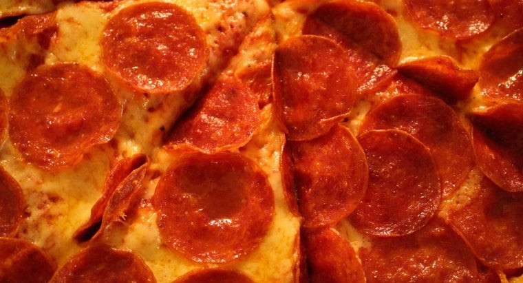 Calories In A Slice Of Pepperoni Pizza
 How Many Calories Are in a Slice of Pepperoni Pizza