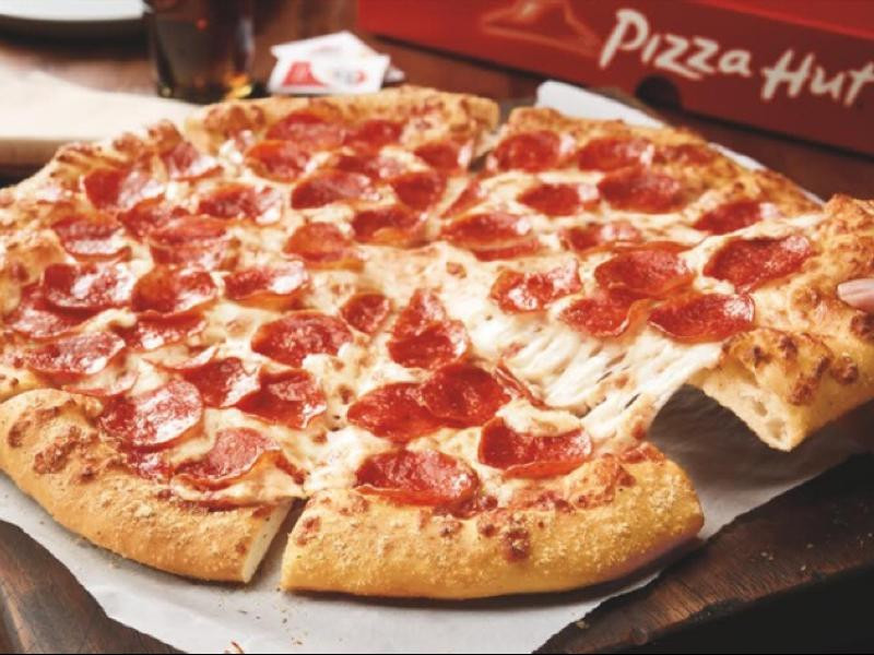 Calories In A Slice Of Pepperoni Pizza
 Pepperoni Pizza Nutrition Information Eat This Much