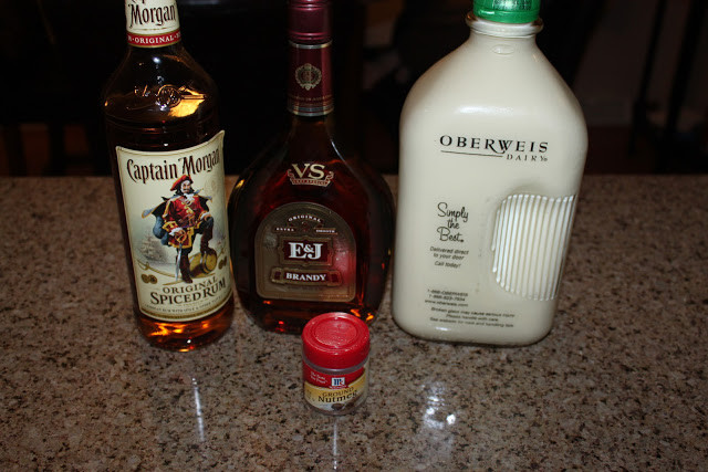 Captain Morgan And Eggnog
 Sisters Marie Holiday Recipe Spiked Eggnog
