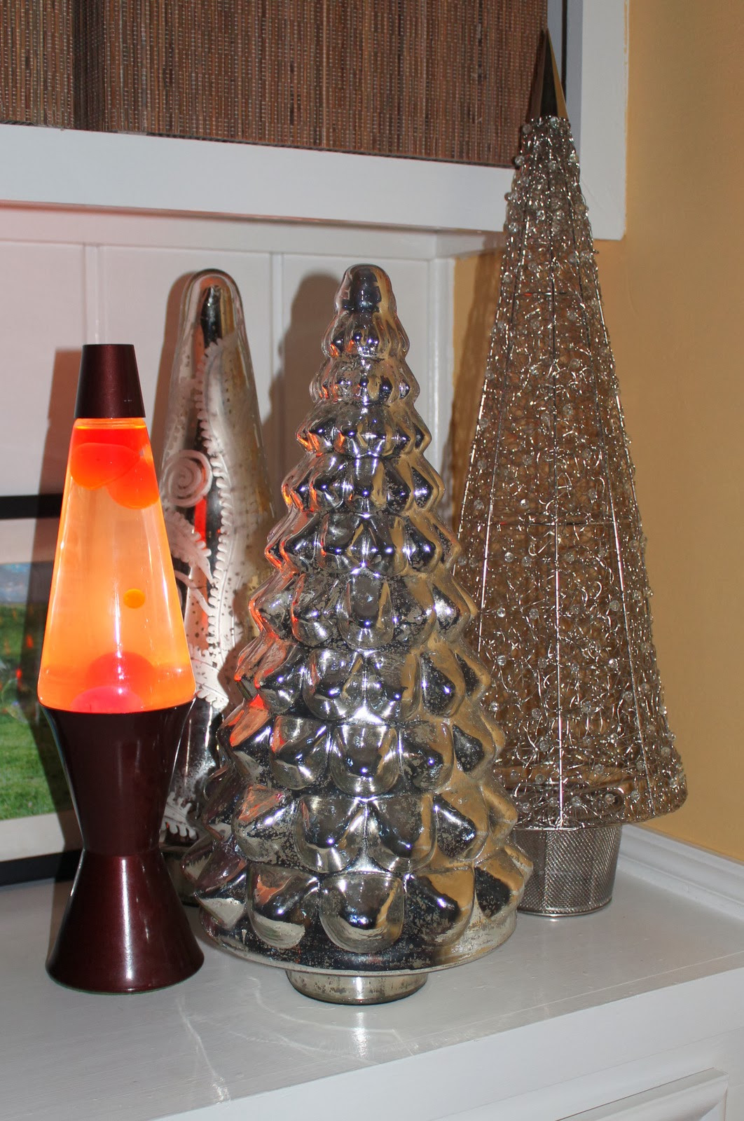 Christmas Tree Lava Lamp
 Harris Sisters GirlTalk e Man s Trash Vintage Items