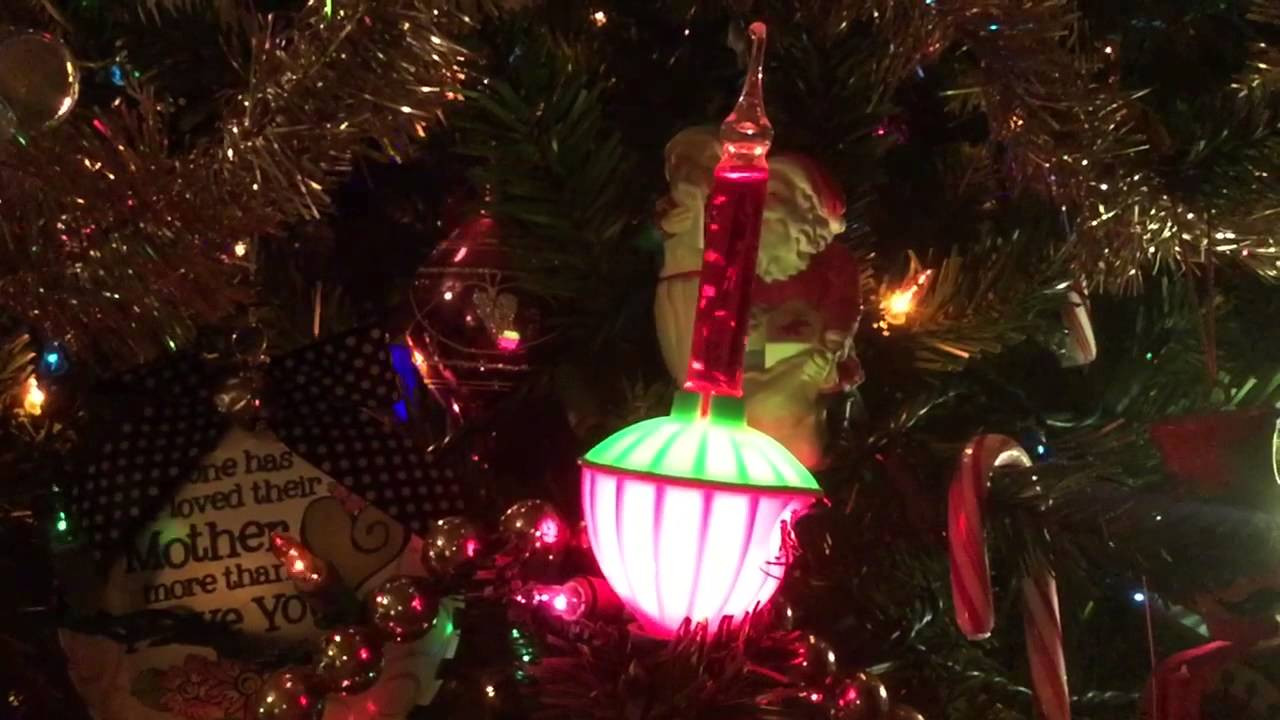 Christmas Tree Lava Lamp
 Lava lamp looking Christmas lights