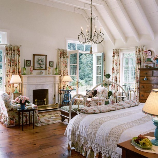 Country Master Bedroom
 Designer Suzy Stout s French Country Farmhouse in Illinois