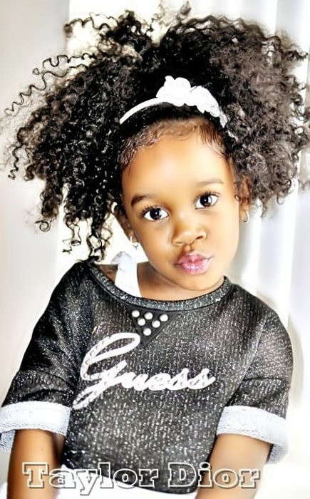 Cute Little Girl Hairstyles For Curly Hair
 14 Cute and Lovely Hairstyles for Little Girls Pretty