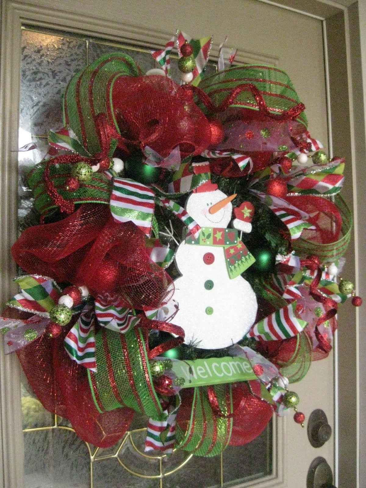 DIY Mesh Christmas Wreath
 Always Something 10 DIY Christmas Decor Ideas