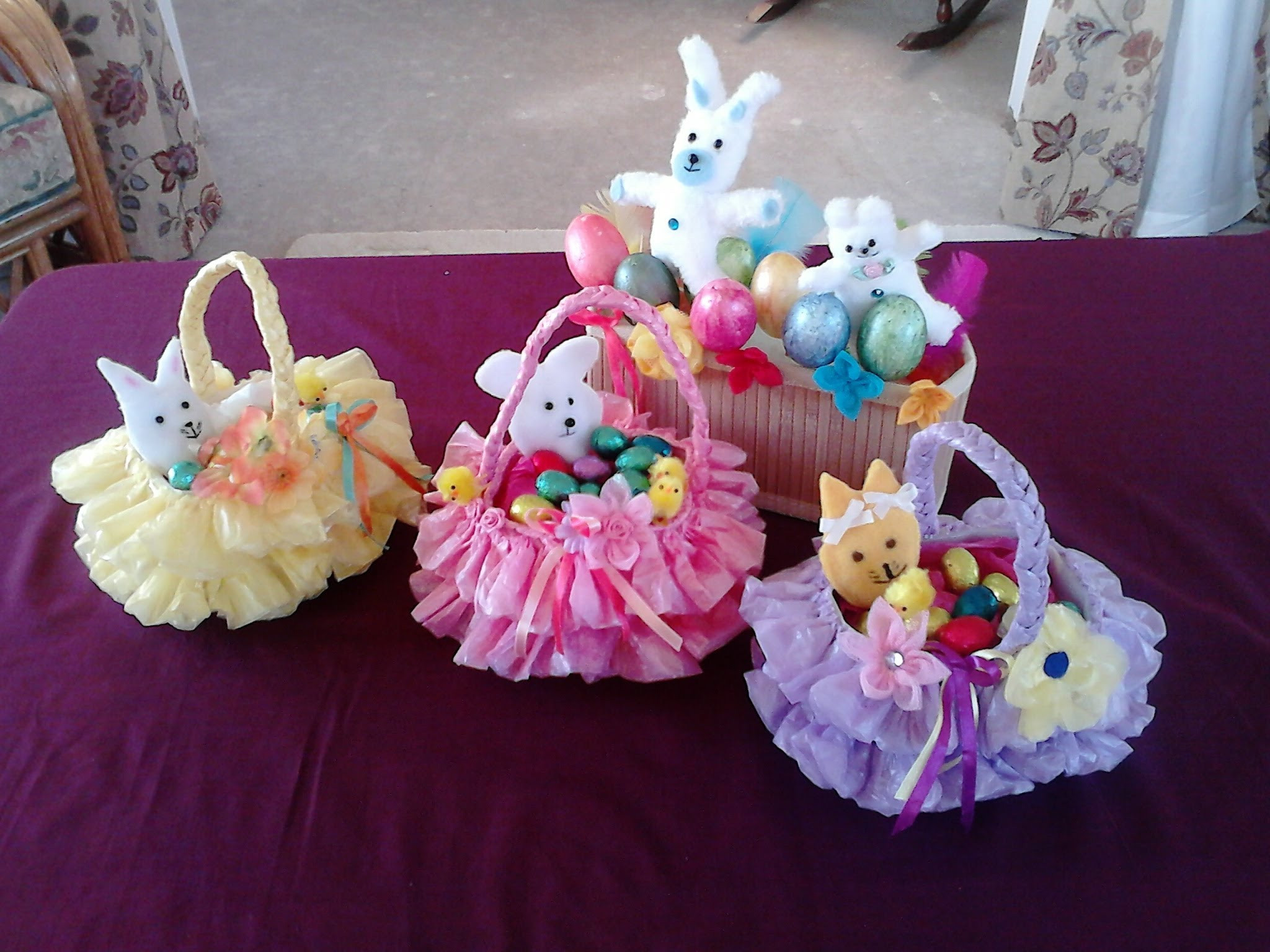 Easter Basket Arts And Crafts
 Wonderful DIY Recycled Plastic Bag Pompom Flip flops
