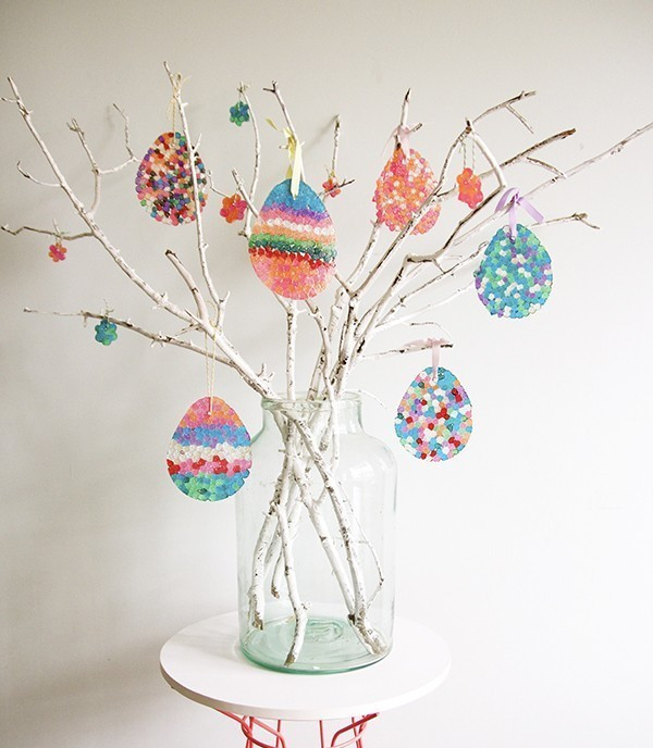 Easter Egg Tree Craft
 14 Eggcellent Easter Crafts & Activities