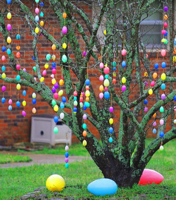 Easter Office Party Ideas
 Vitrines de Páscoa cores ovos e coelhos para alegrar a