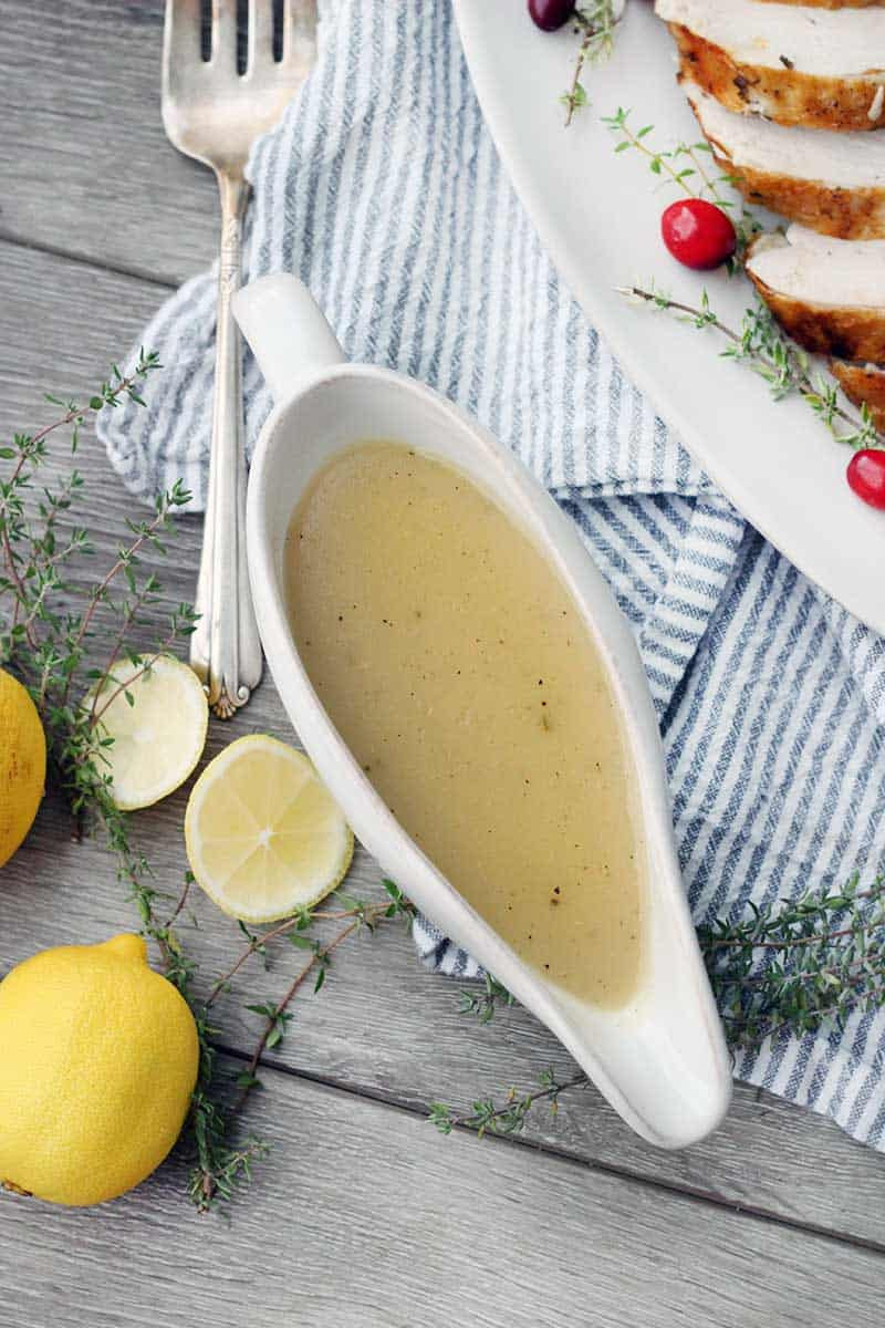 Easy Turkey Gravy With Drippings
 How to Make Classic Turkey Gravy from Drippings Bowl of