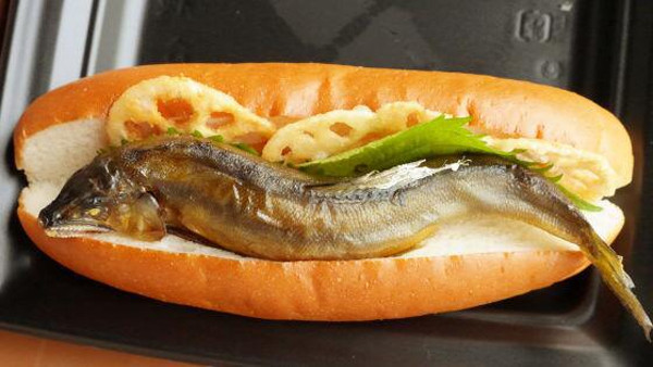Fishing With Hot Dogs
 This Whole Fish Hot Dog Looks Creepy Will Probably Make