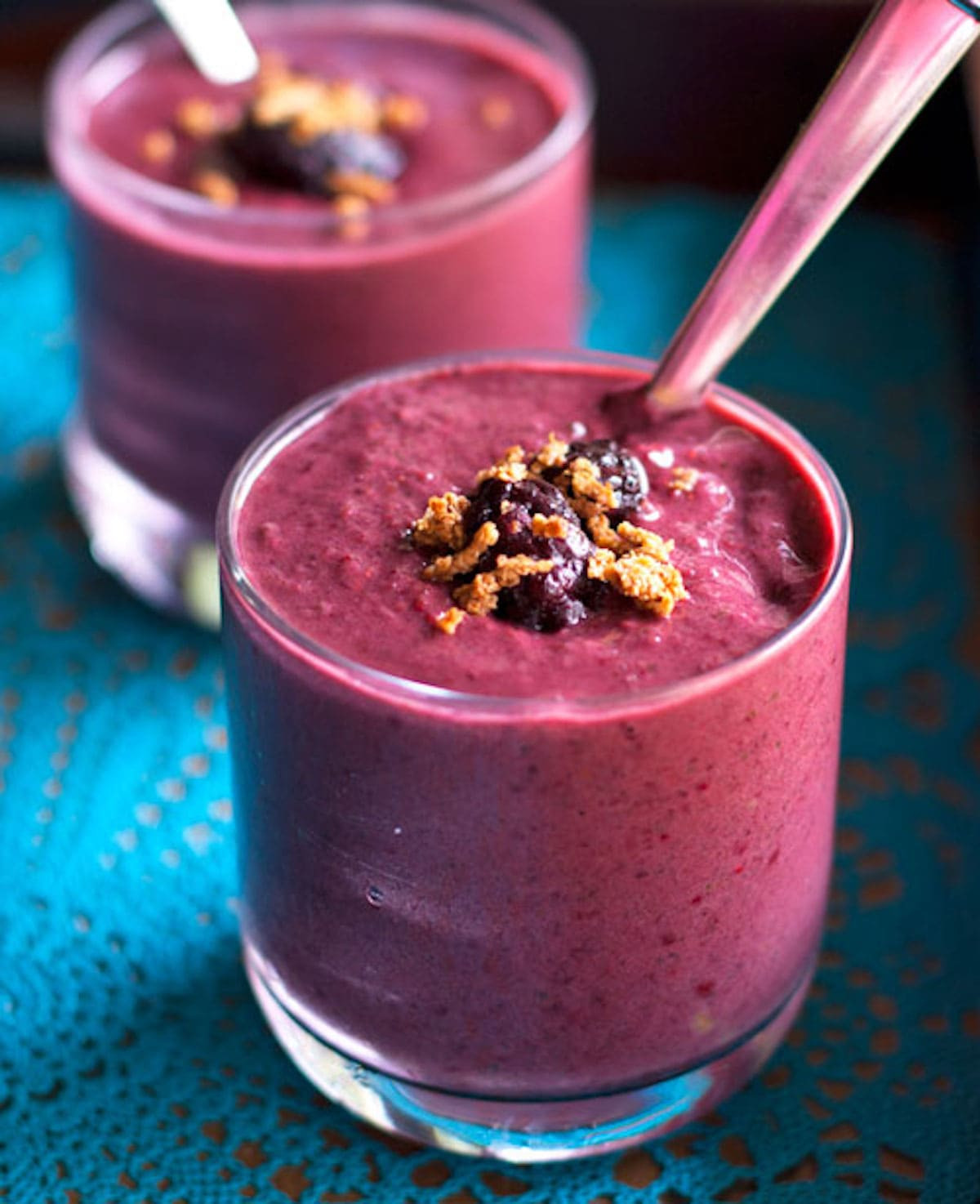 Fruit And Yogurt Smoothie Recipes
 Berry Green Smoothie Recipe Pinch of Yum