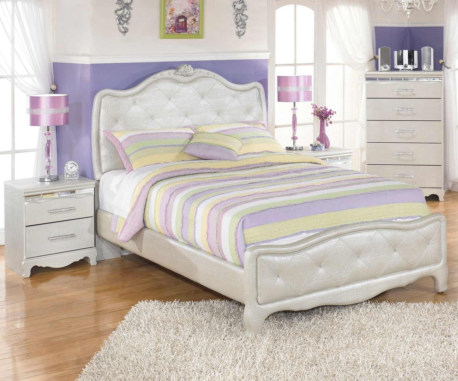 Girls Full Bedroom Sets
 Zarollina B182 Full Size Upholstered Bed