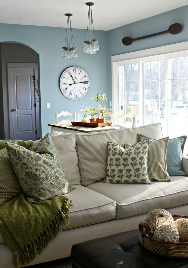 Good Living Room Colors
 27 fy Farmhouse Living Room Designs To Steal