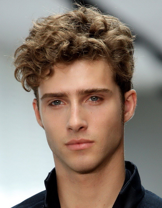 Hairstyle For Curly Hair Boy
 25 Exceptional Hairstyles For Teenage Guys