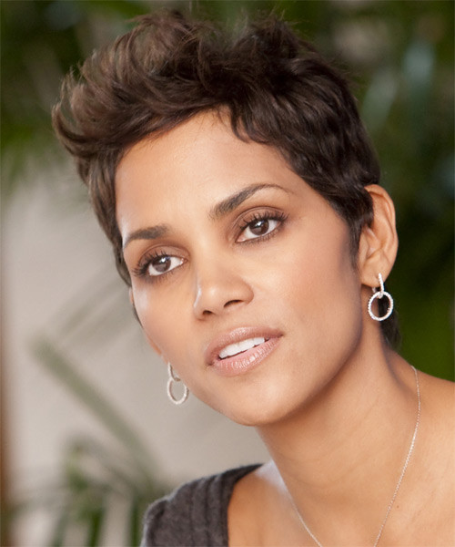 Halle Berry Short Hairstyles
 Halle Berry Short Straight Casual Hairstyle Chocolate