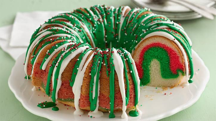 Holiday Bundt Cake
 How to Make a Christmas Wreath Bundt Cake BettyCrocker