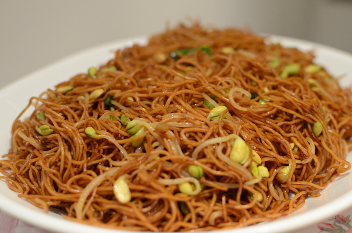 Hong Kong Noodles
 Chow Mein Hong Kong Style Fried Noodles