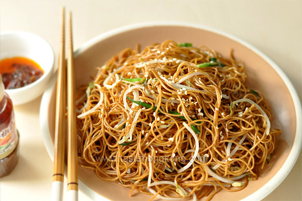 Hong Kong Noodles
 Soy Sauce Fried Noodles aka Chow Mein
