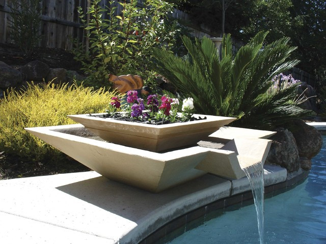 Landscape Fountain Modern
 10 DIY Outdoor Fountain Ideas For Your Garden