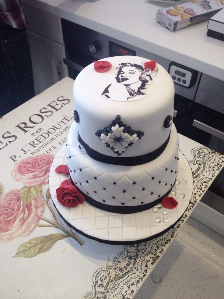 Marilyn Monroe Birthday Cake
 11 best Marilyn Monroe Cakes cupcakes & cookies images on