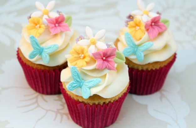 Mother'S Day Cake Recipes
 Mother’s Day floral cupcakes recipe goodtoknow