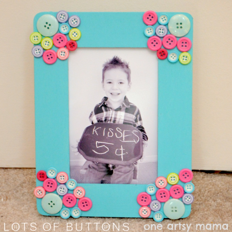 Mother'S Day Photo Gift Ideas
 Mother’s Day Button Frame