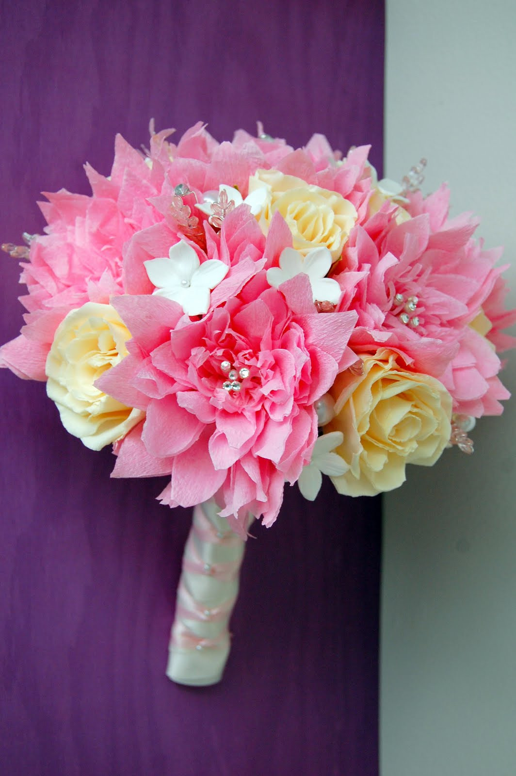 Paper Flower Wedding Bouquet
 Pink dahlia paper flower wedding bouquet
