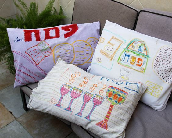 Passover Crafts For Sunday School
 Passover pillows Pesah Passover Pinterest