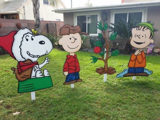 Peanuts Outdoor Christmas Decorations
 Peanuts yard signs Yard Art