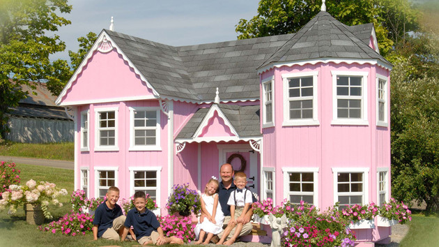 Play House For Kids Outdoor
 15 Creative Luxury Outdoor Playhouses