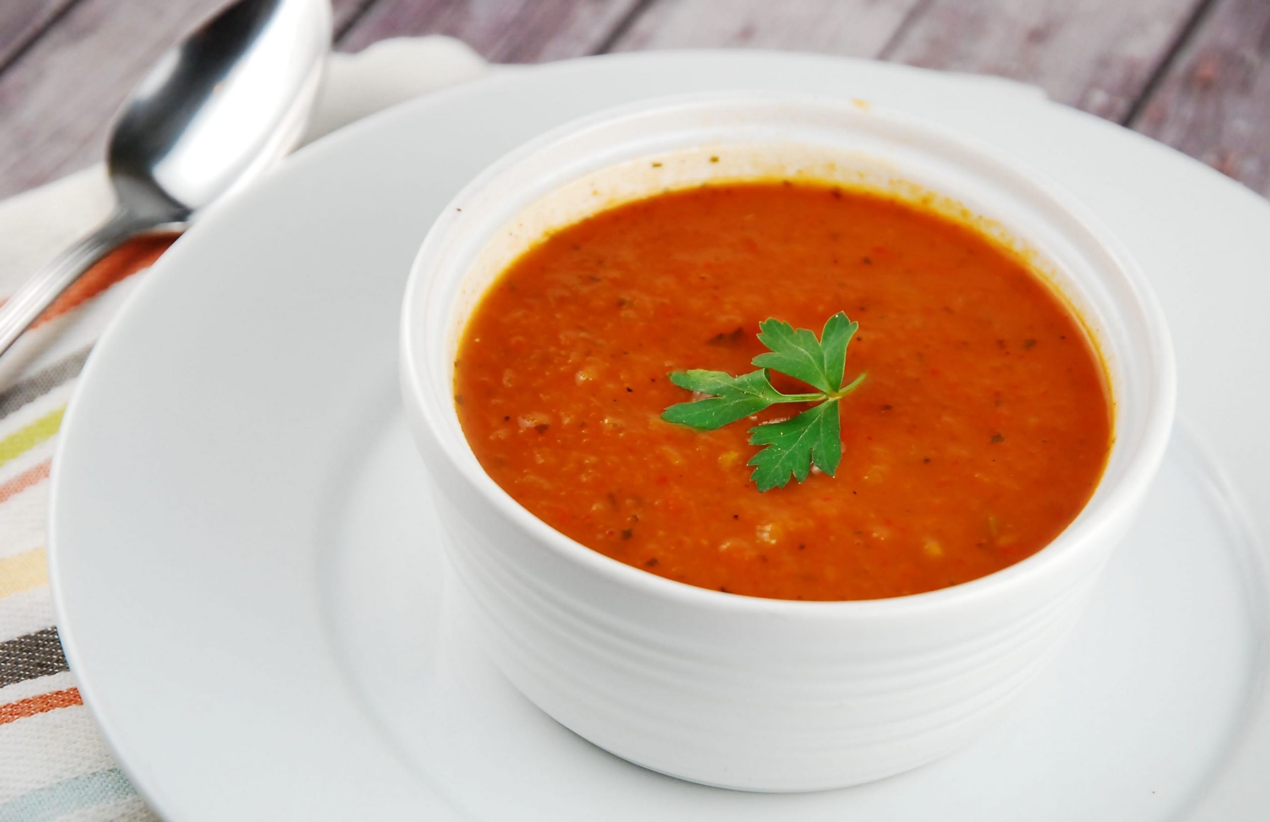 Roasted Red Pepper Tomato Soup
 Roasted Red Pepper and Tomato Soup Recipe 1 Point LaaLoosh
