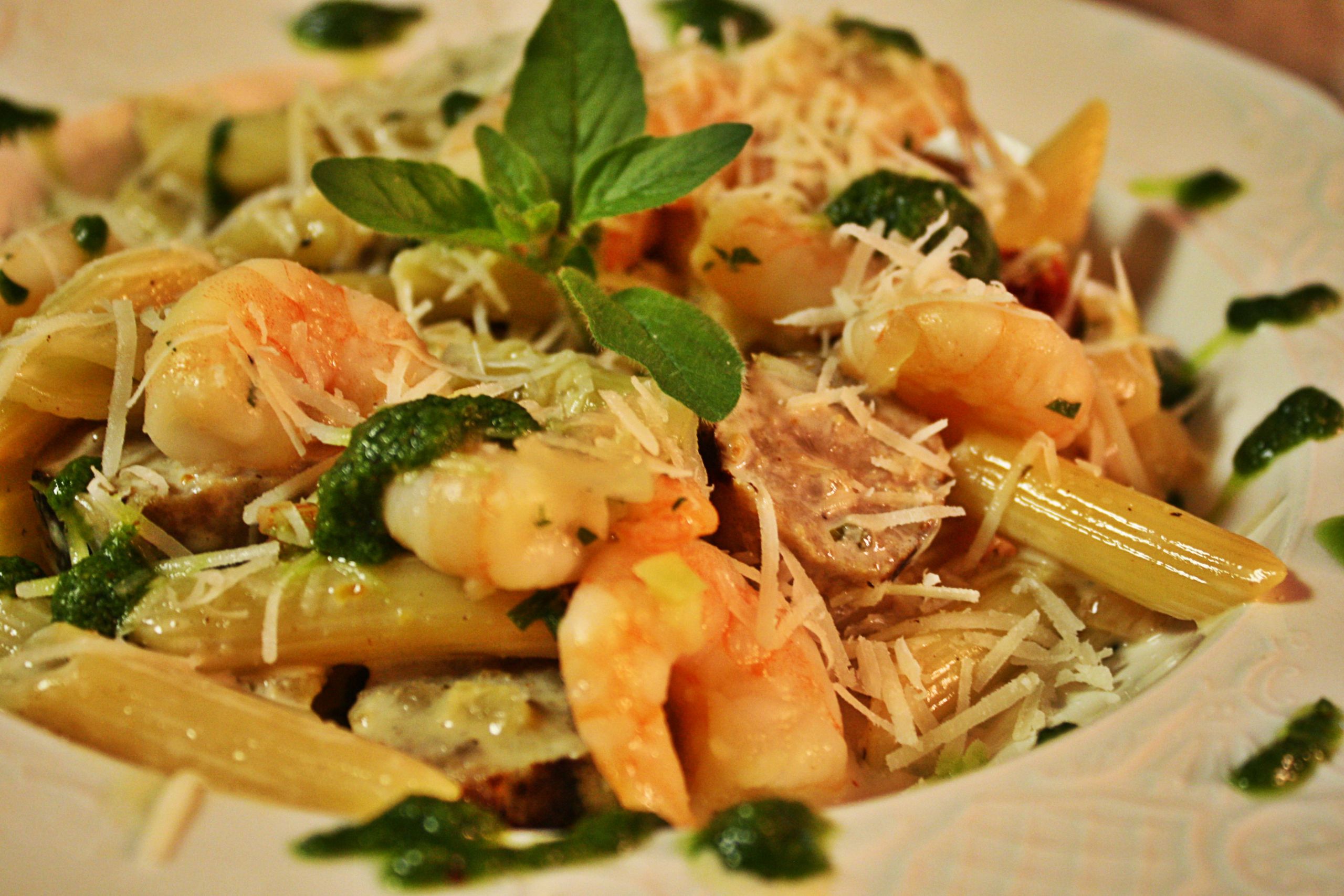 Sausage And Shrimp Pasta
 Sausage & Shrimp Pasta with Spinach Pesto – Fabulous Fare