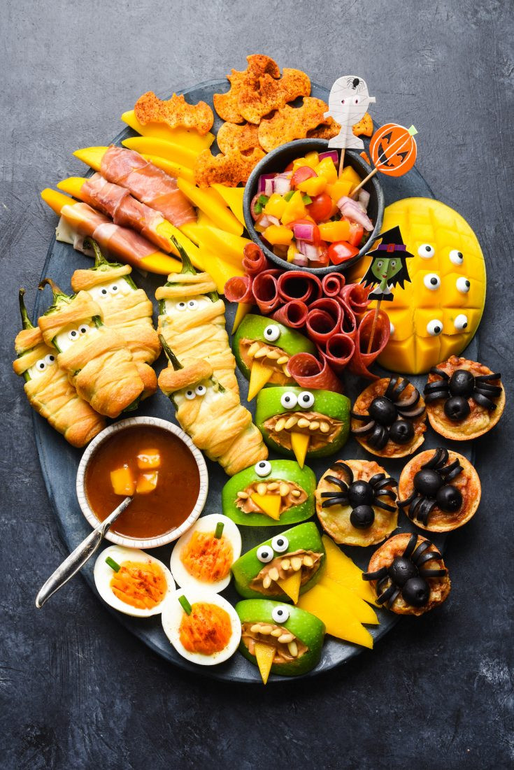 Scary Food Ideas For Halloween Party
 Halloween Snack Dinner Foxes Love Lemons