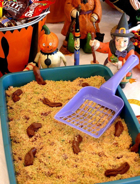 Scary Food Ideas For Halloween Party
 Kitty Litter Cake