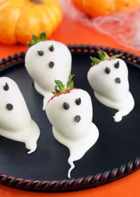 Scary Food Ideas For Halloween Party
 18 Halloween party food ideas easy Halloween recipes