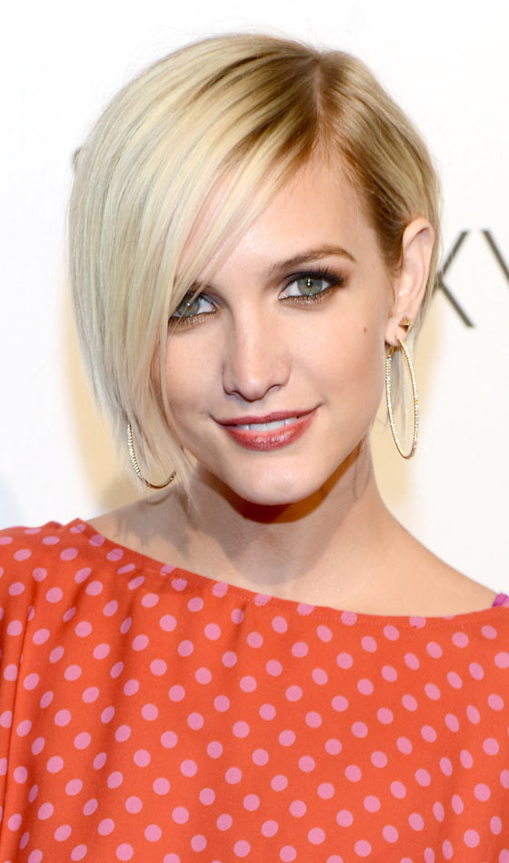 Short Feathered Bob Hairstyles
 10 Stunning Feathered Bob Hairstyles To Inspire You