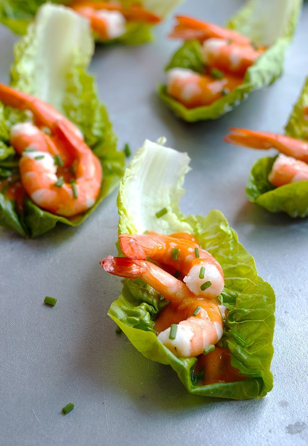 Shrimp Appetizers Recipe
 Shrimp Cocktail sauce in Lettuce Wraps — Eatwell101