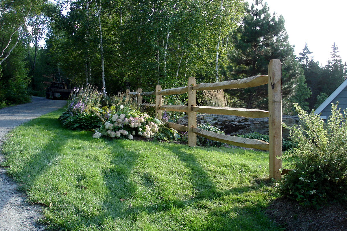 Split Rail Fence Landscape Ideas
 White Split Rail Fence Landscaping Ideas