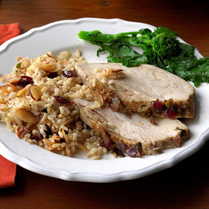 Thanksgiving Rice Recipe
 65 Thanksgiving Recipes Made in Your 13x9 Pan