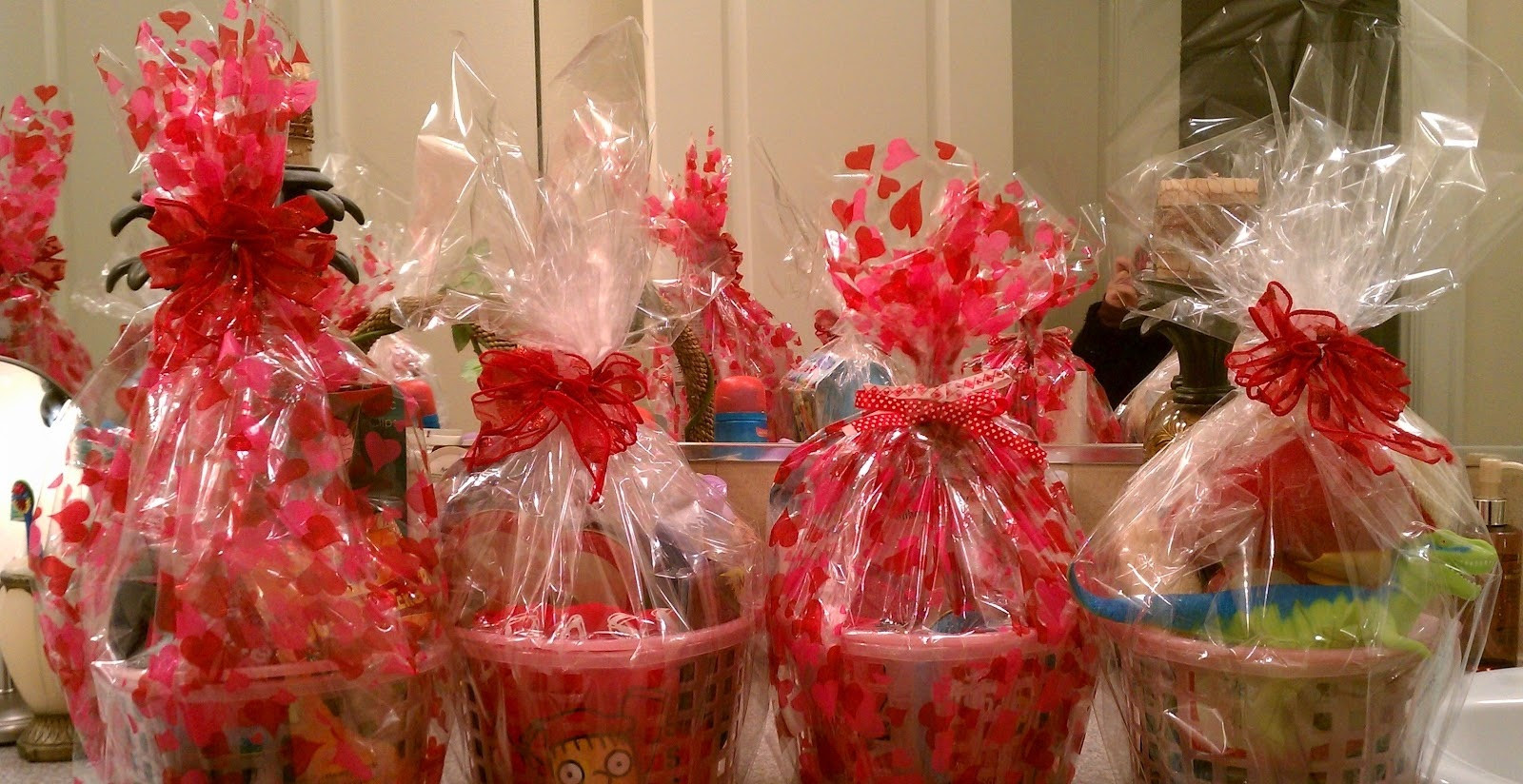 Valentines Day Gift Baskets
 Valentine s Day Gift Baskets