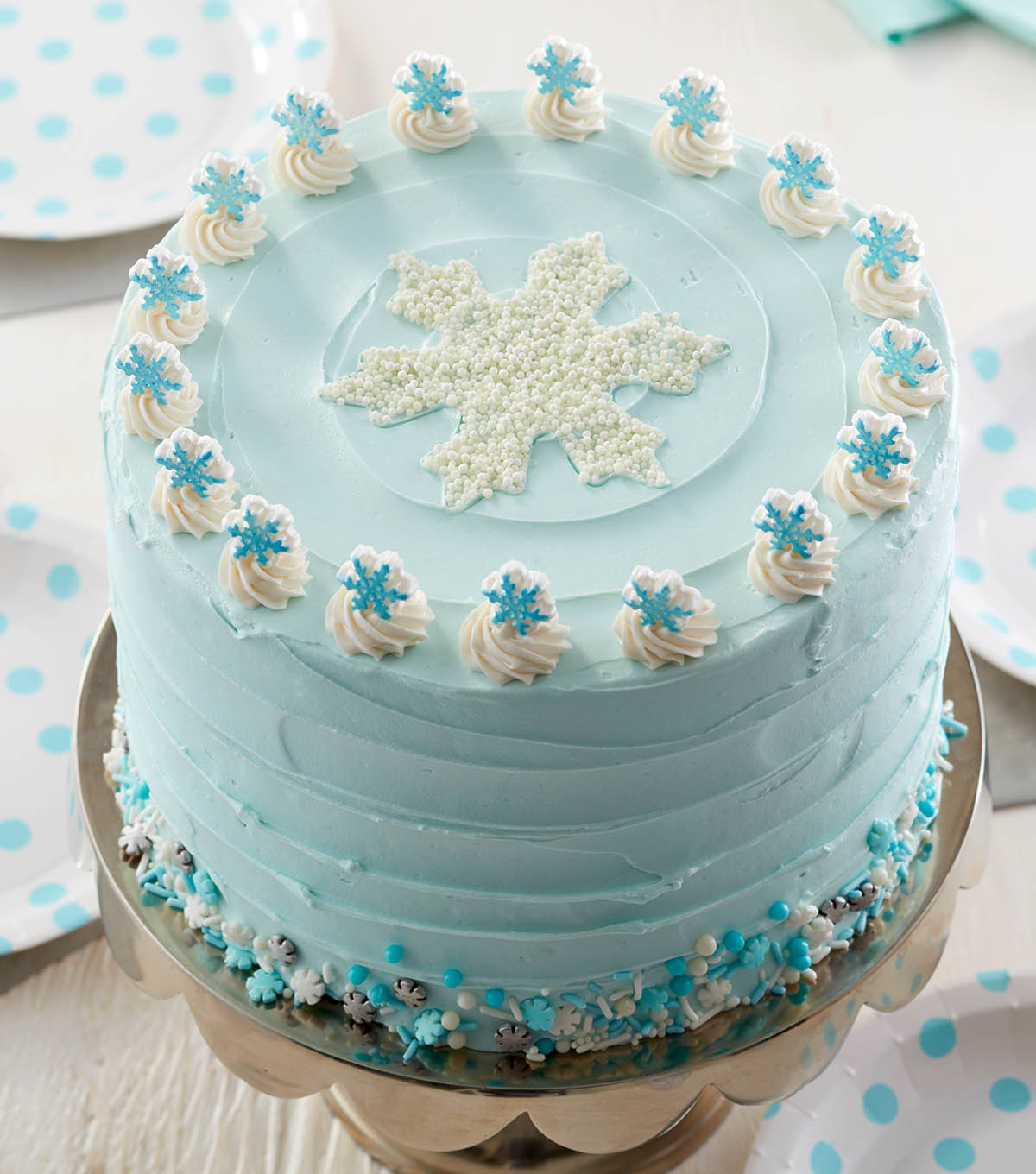 Winter Wonderland Birthday Cake
 How To Make A Winter Wonderland Snowflake Cake