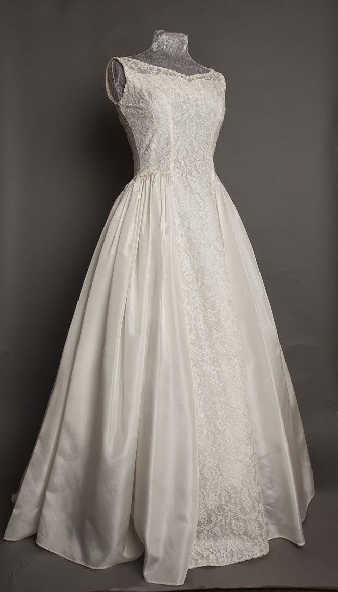 1950s Vintage Wedding Dresses
 The perfect 1950s wedding dress by Emma Domb my vintage