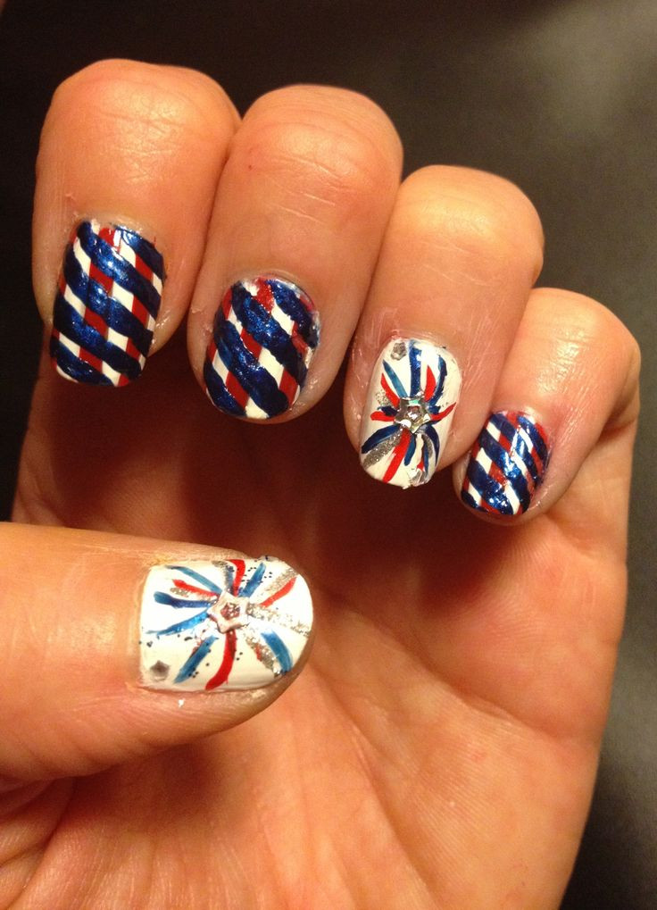 4th Of July Nail Designs
 25 Very Beautiful Fourth July Fireworks Nail Art Designs