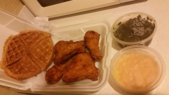 5 Brothers Chicken And Waffles
 4 piece with collard greens and macaroni & cheese