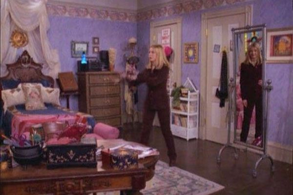 90S Kids Room
 12 Amazing 90s 00s TV Show Bedrooms You Would Actually