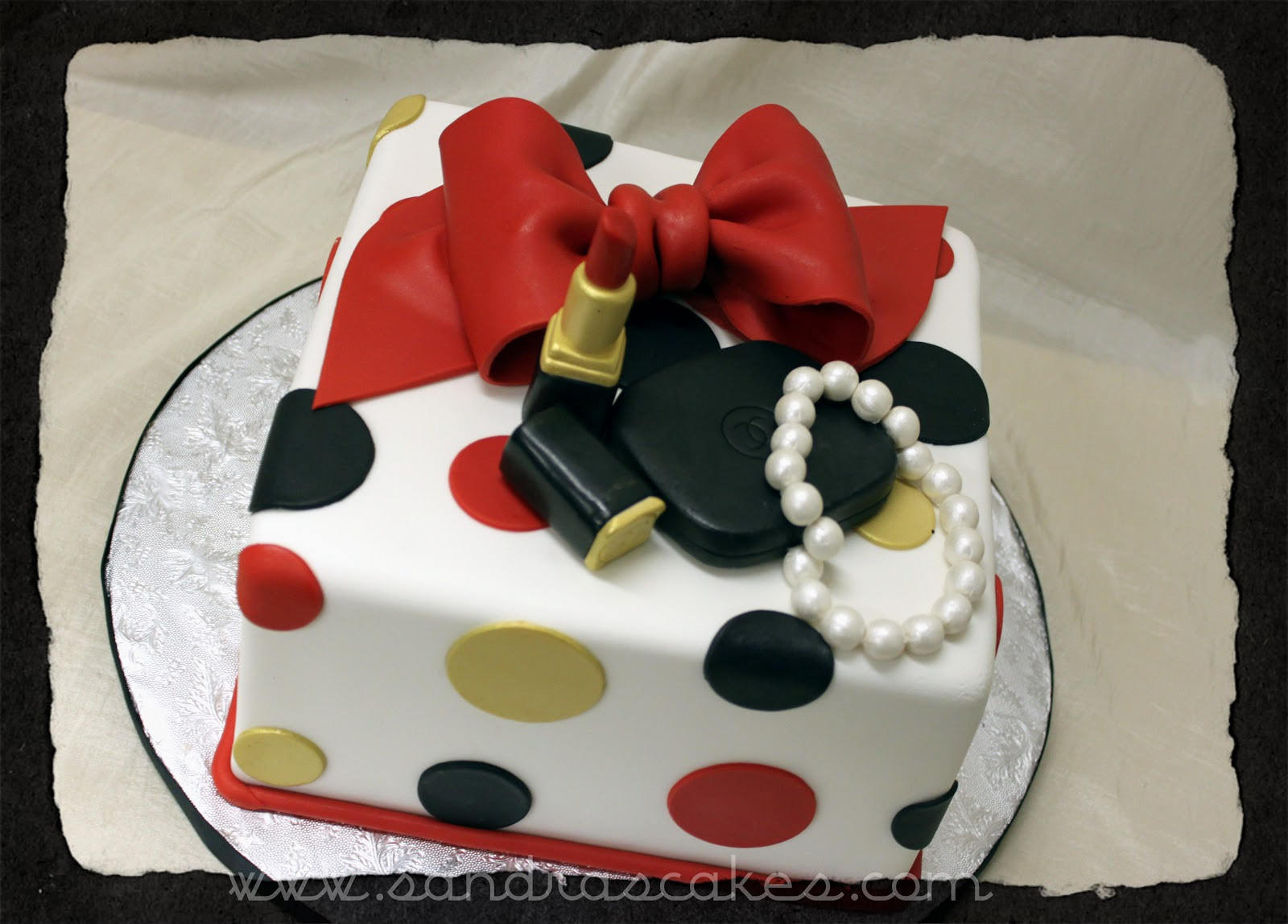 Adult Birthday Cake
 BIRTHDAY CAKES