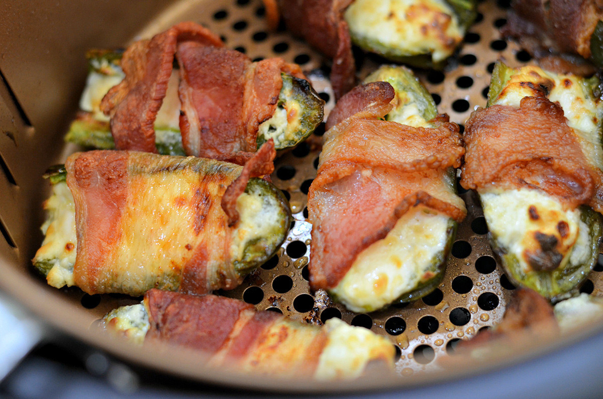 Air Fryer Jalapeno Poppers
 Try This Super Simple 3 Ingre nt Keto Air Fryer Recipes