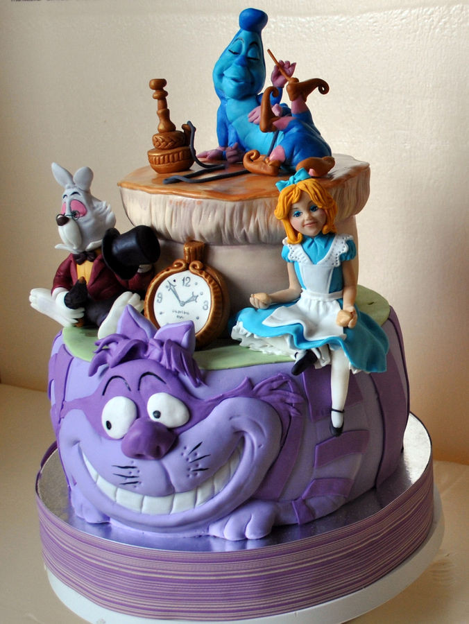 Alice In Wonderland Birthday Cake
 Top Alice in Wonderland Cakes