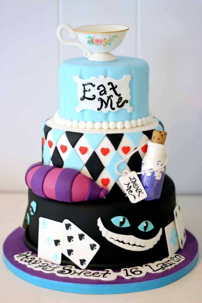 Alice In Wonderland Birthday Cake
 Blog Cafe Pierrot